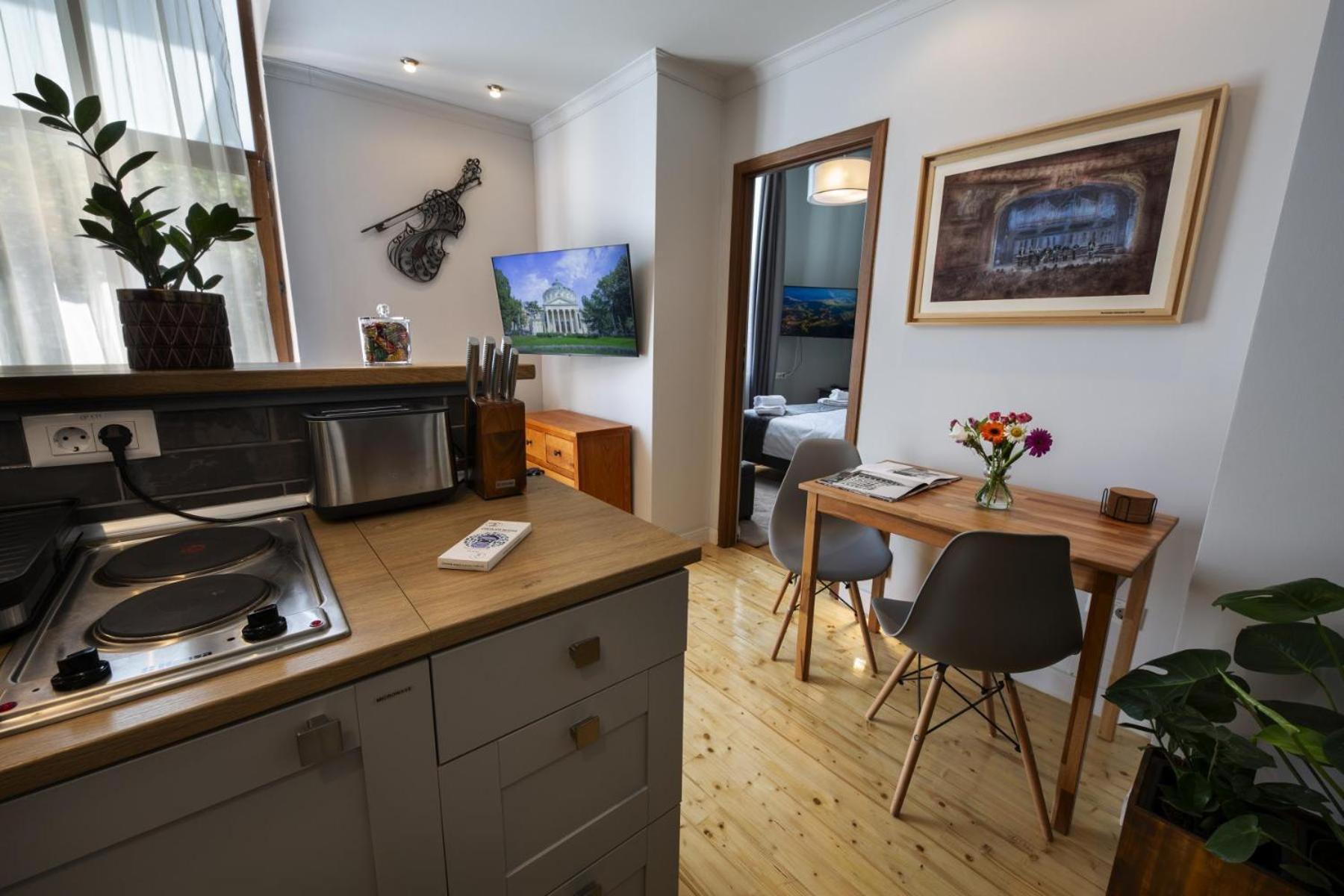 Athenaeum Spacious& Cozy 1Br Prime Location W Balcony Bukarest Kültér fotó