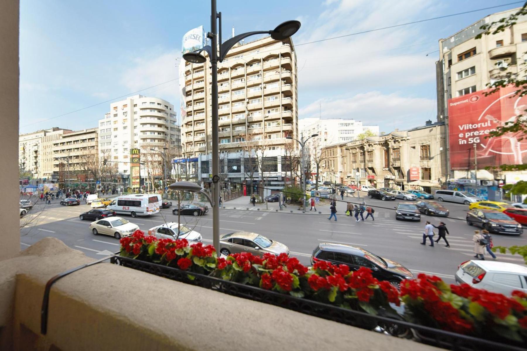 Athenaeum Spacious& Cozy 1Br Prime Location W Balcony Bukarest Kültér fotó