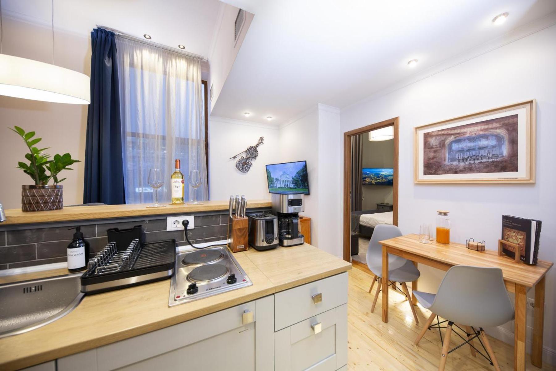 Athenaeum Spacious& Cozy 1Br Prime Location W Balcony Bukarest Kültér fotó